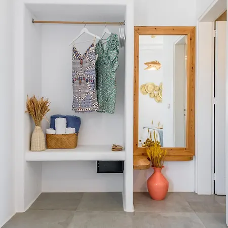 Manolis And Filio -by The Sea Holiday home *