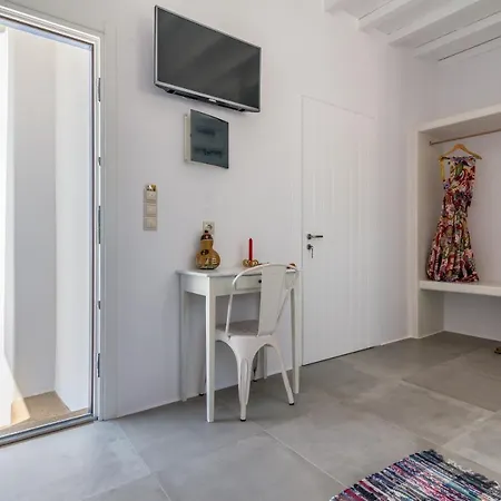 Holiday home Manolis And Filio -by The Sea *
