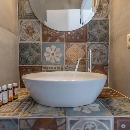 Manolis And Filio -by The Sea Vakantiehuis Pachaina