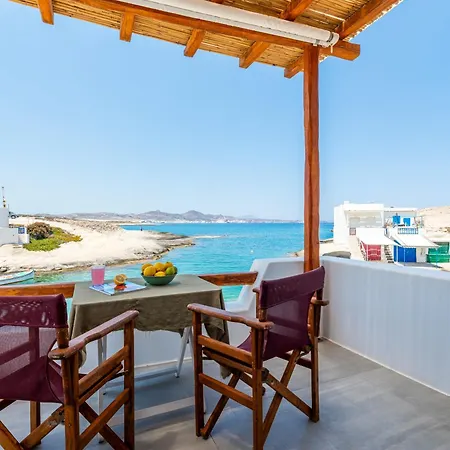 Vakantiehuis Manolis And Filio -by The Sea