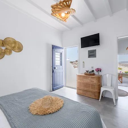 Holiday home Manolis And Filio -by The Sea