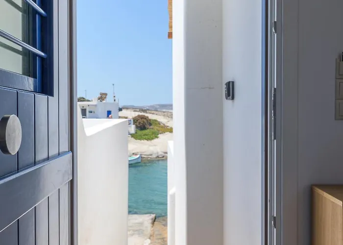 Holiday home Manolis And Filio -by The Sea Pachaina